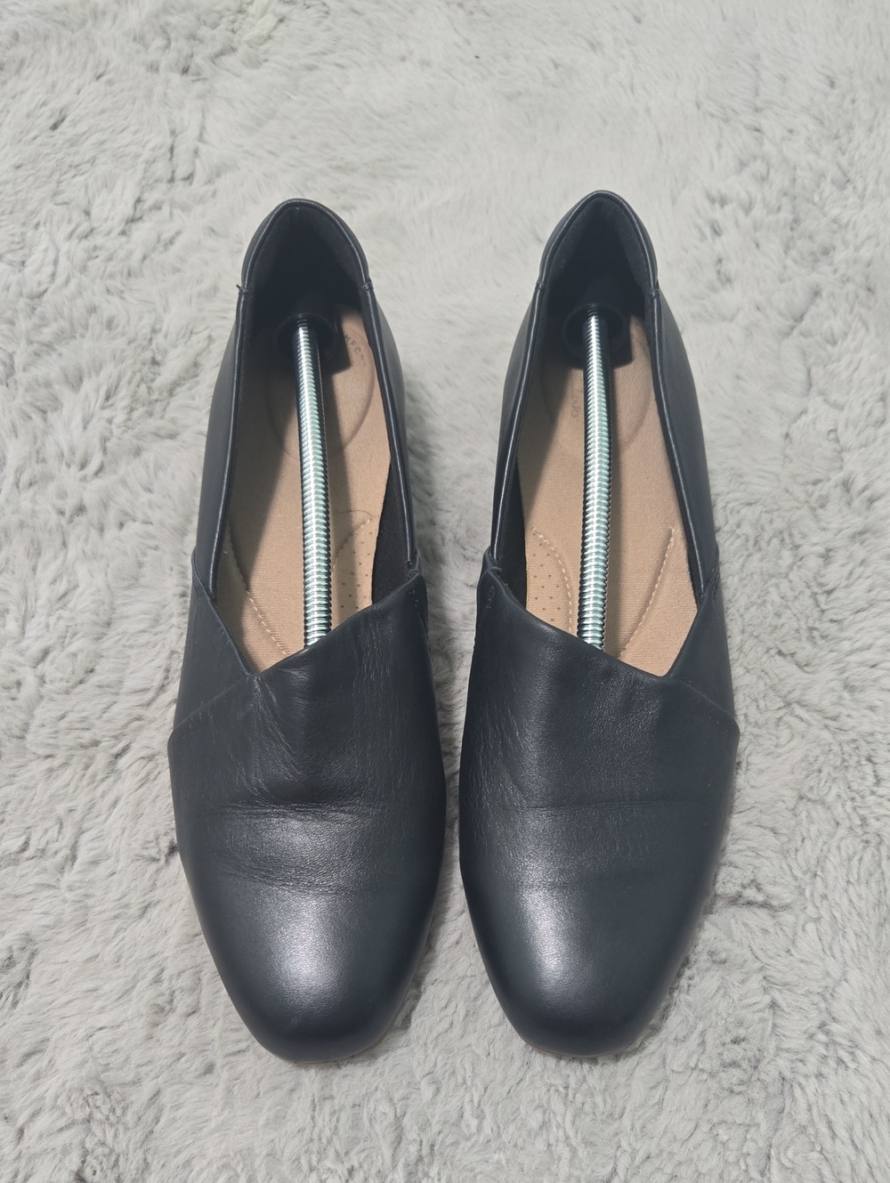 Clarks Collection Women's Juliet Palm black leather Loafers size 10